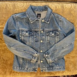 GAP women’s denim jacket | sz small